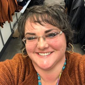 Meet your Posher, Marylou